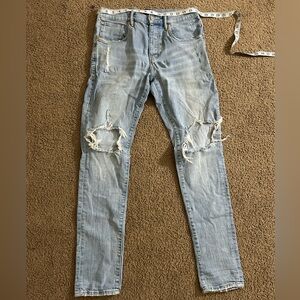 Men's Light Blue Jeans